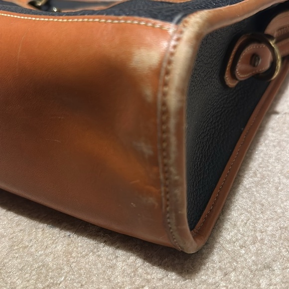 Vintage Dooney & Bourke All Weather Black Pebbled Leather Handbag Purse Bag - Picture 10 of 10